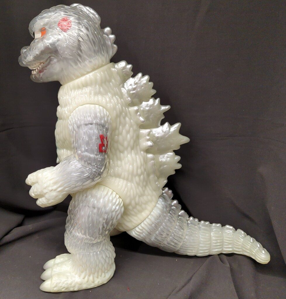 SECRETBASE atmos BIG SCALE X-RAY GODZILLA FULL COLOR G.I.D #6