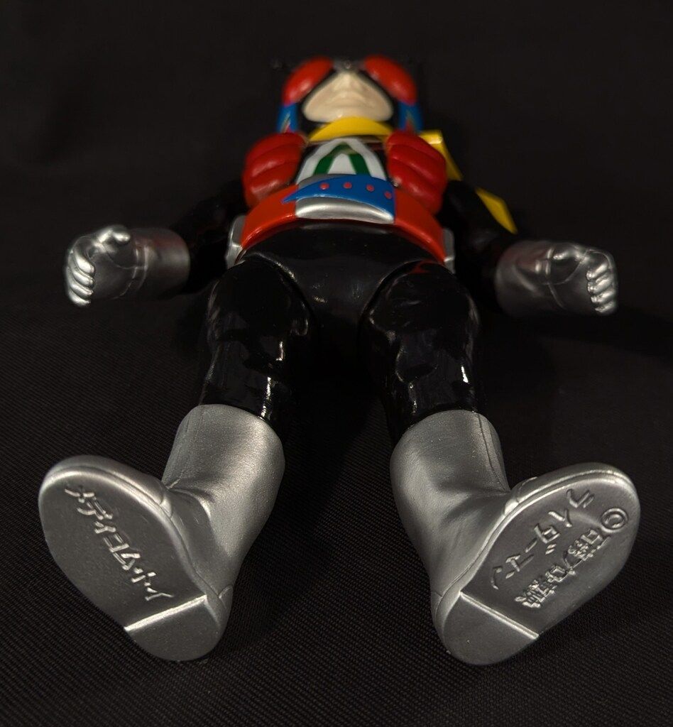 メディコムトイ製 東映レトロソフビコレクション デストロンライダーマン ソフビ 今月公開の東映レトロ彩色サンプルとして、なんと「デストロン