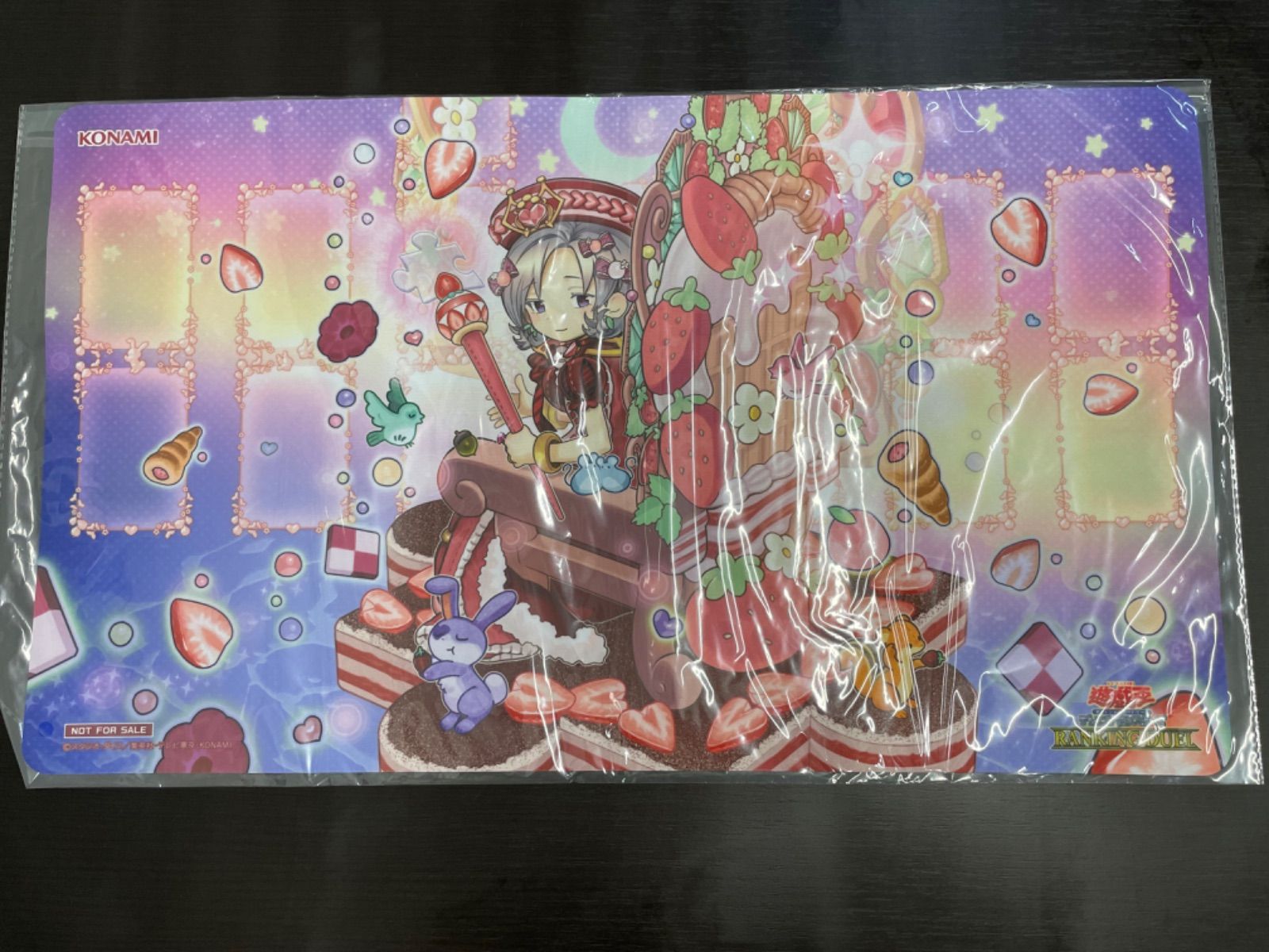 遊戯王ランキングデュエル クイーンマドルチェ・ティアラフレース プレイマット クイーンマドルチェ・ティアラフレース 25th シークレット