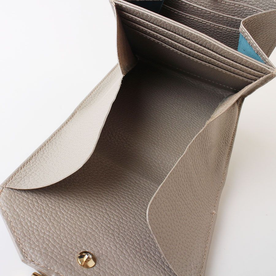 MNI25023 美品 ATAO アタオ ロトロ 二つ折り 財布 レザー グレージュ