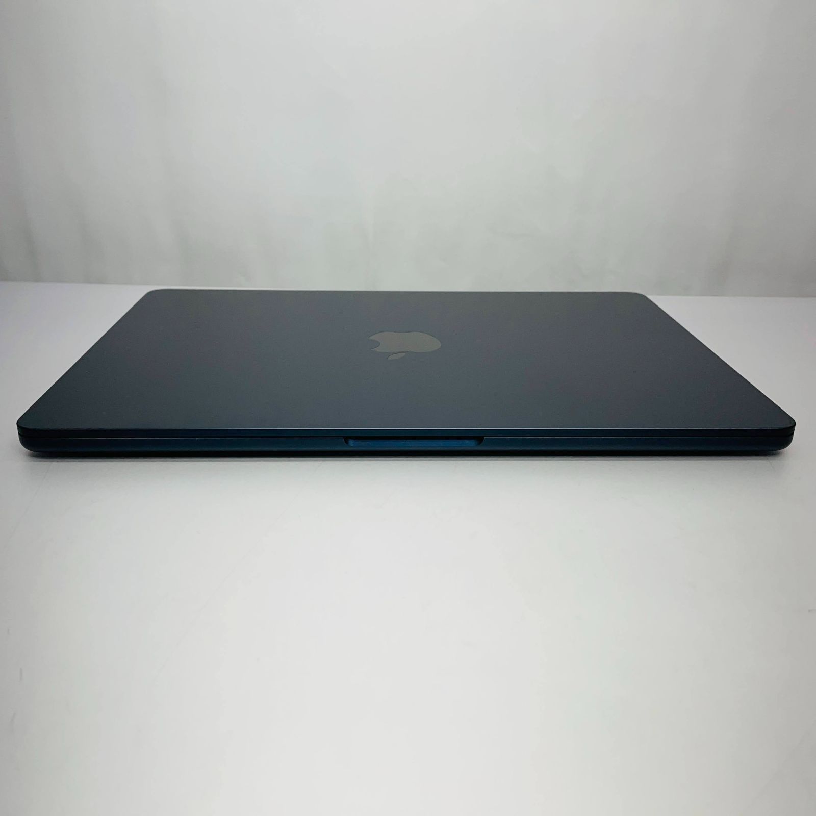 美品 バッテリー最大容量95% Apple MacBook Air M2 2022 MLY33J