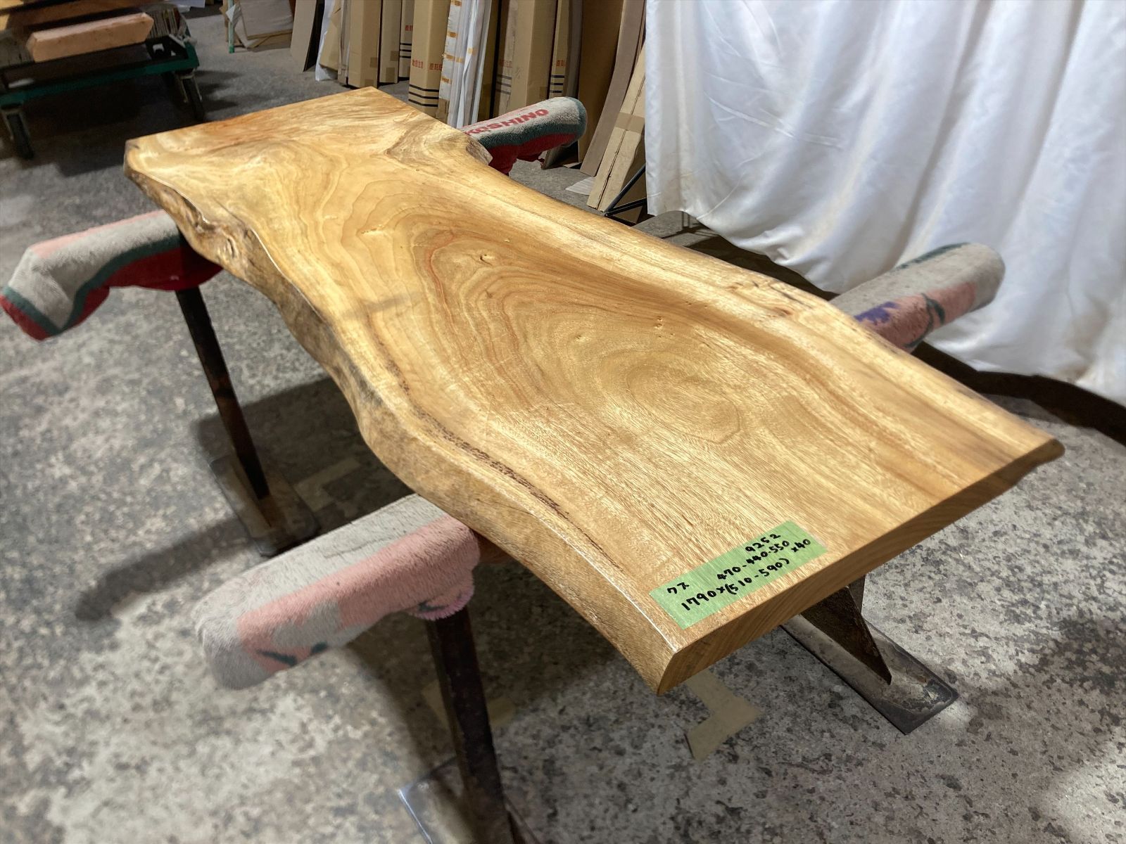 クス9252 楠 一枚板無垢材 1790x470-440-550x40mm 天板のみ ダイニング