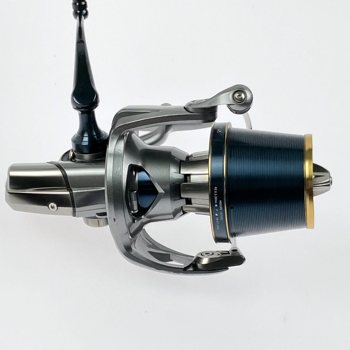 19ダイワトーナメントサーフ45 HG 05PE 超美品　最終価格6/18まで ダイワ 19トーナメントサーフ45 HG05PE(HG 05PE): リール｜釣具