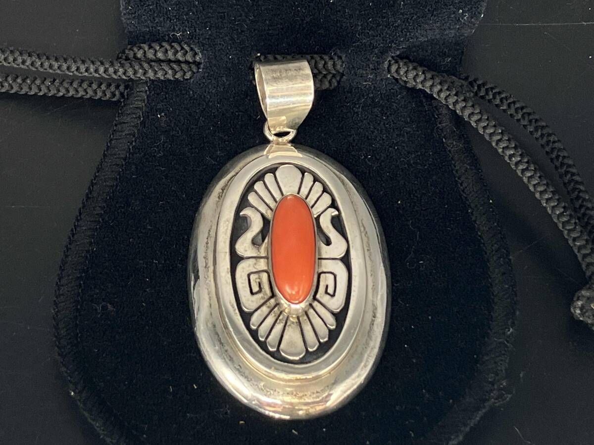 LEONARD NEZ ペンダントトップSV ブランドアクセサリー