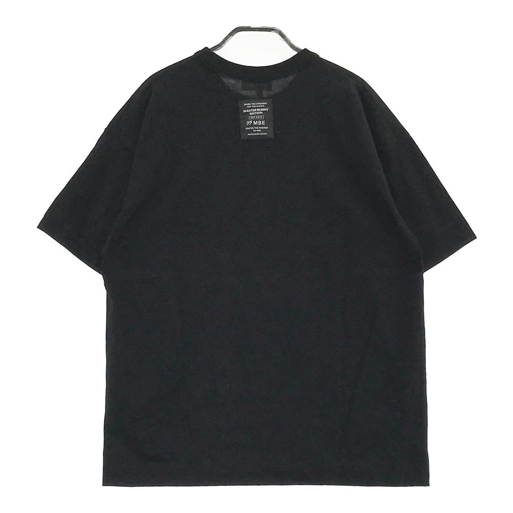 サイズ：4 MASTER BUNNY EDITION マスターバニーエディション 2024年モデル 半袖Tシャツ  ブラック系 [240101486135] ゴルフウェア メンズ ストスト サイズ：4 MASTER BUNNY EDITION マスターバニーエディション