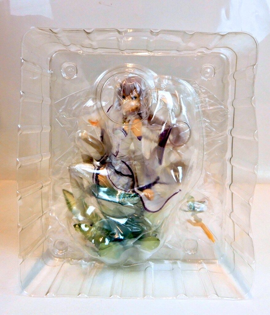 コトブキヤ Re:ゼロから始める異世界生活 エミリア 1/8 PVC