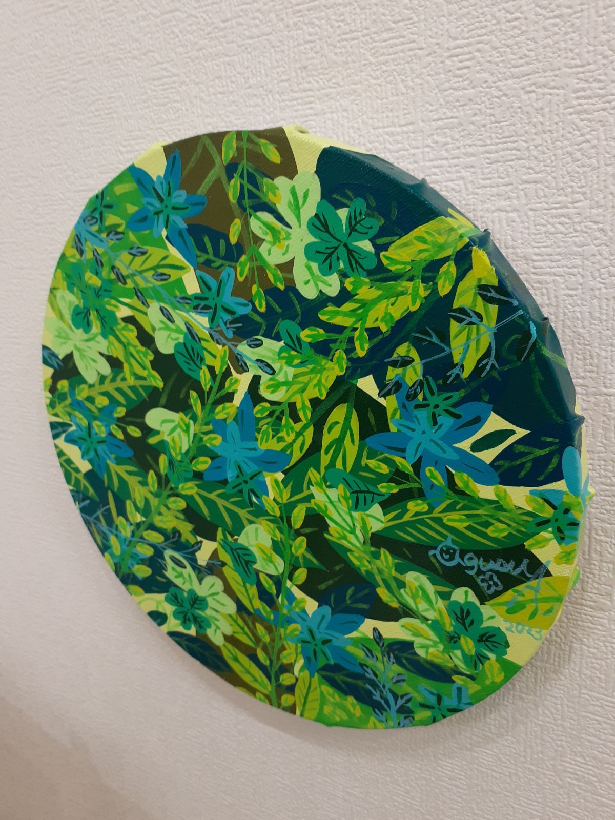 幾何学的レインボーのアクリル画画家小楠アキコ作品40×40cm