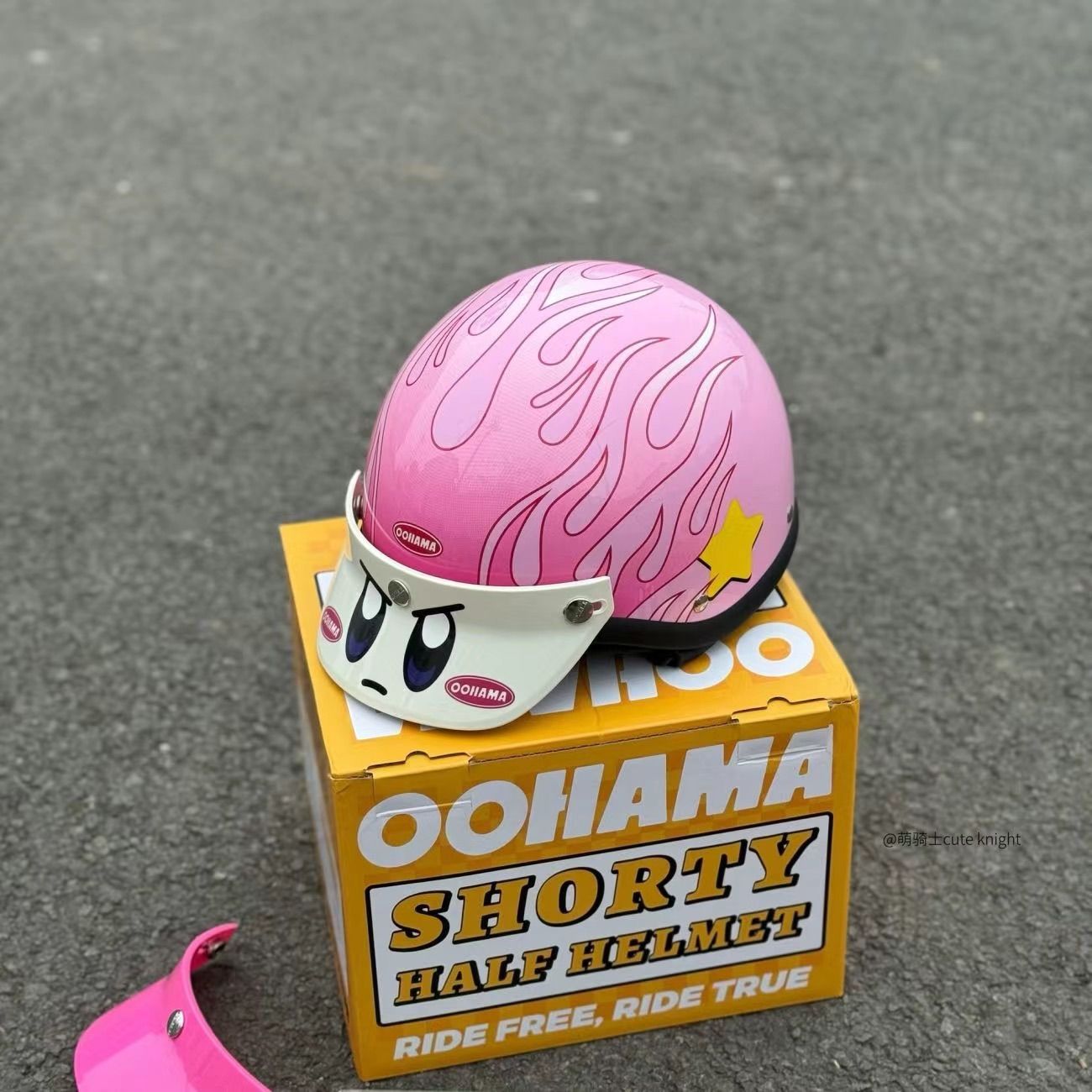 ピンクレトロヘルメット 星柄