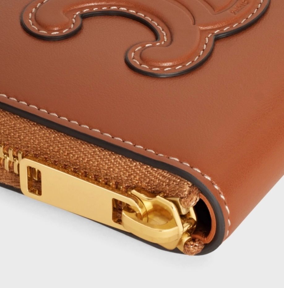 セリーヌ　コンパクトジップウォレット CELINE セリーヌ コンパクト ジップウォレット キュイル