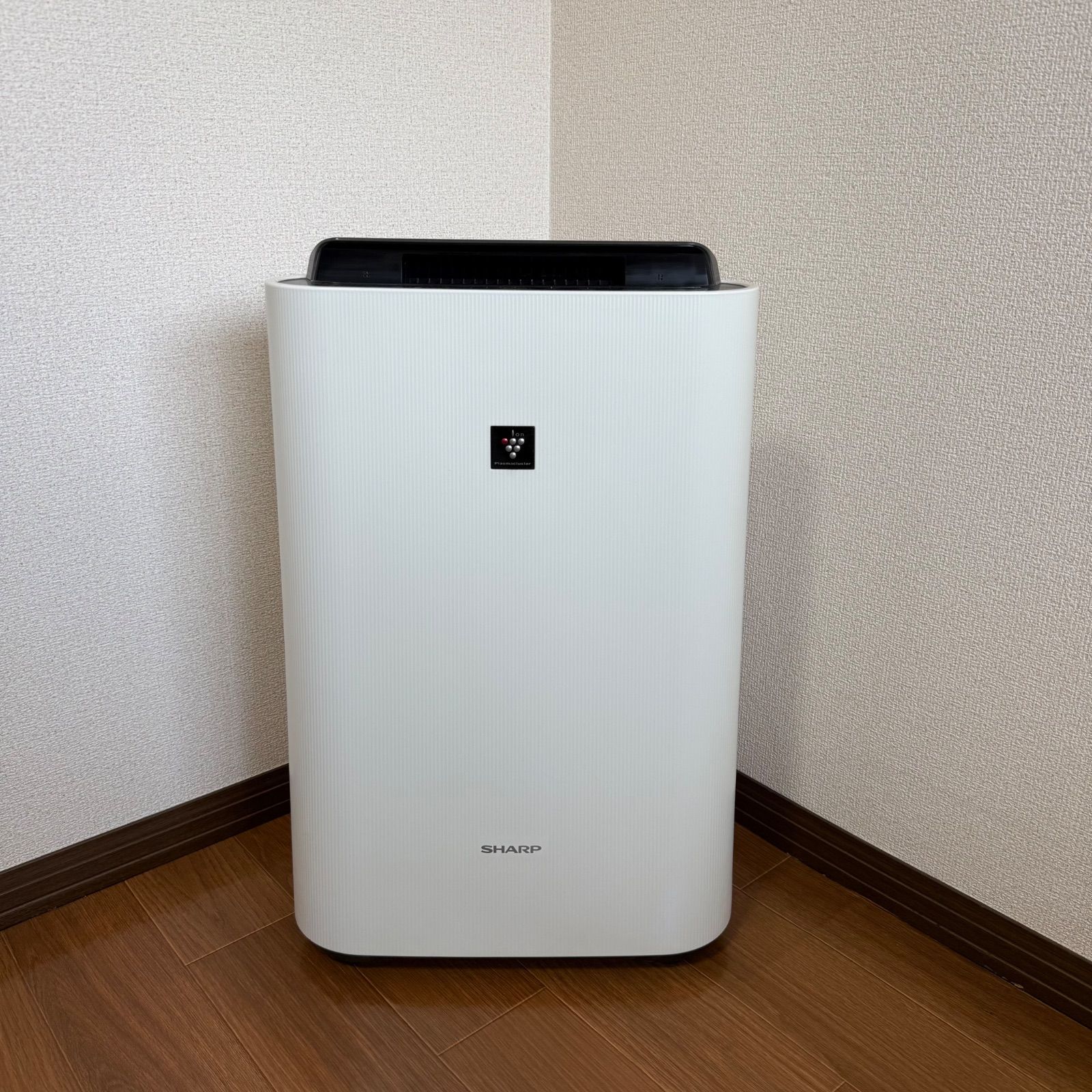Sharp プラズマクラスター加湿空気清浄機KC-M501 2017年製 中古品 Sharp プラズマクラスター加湿空気清浄機KC-M501 2017年製 中古