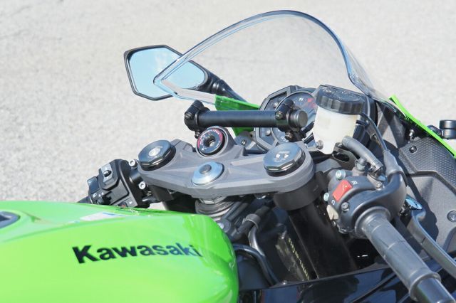 送料無料 カワサキ ZX-6R(2018～)用smb-25 マウントステー ＆デイトナ