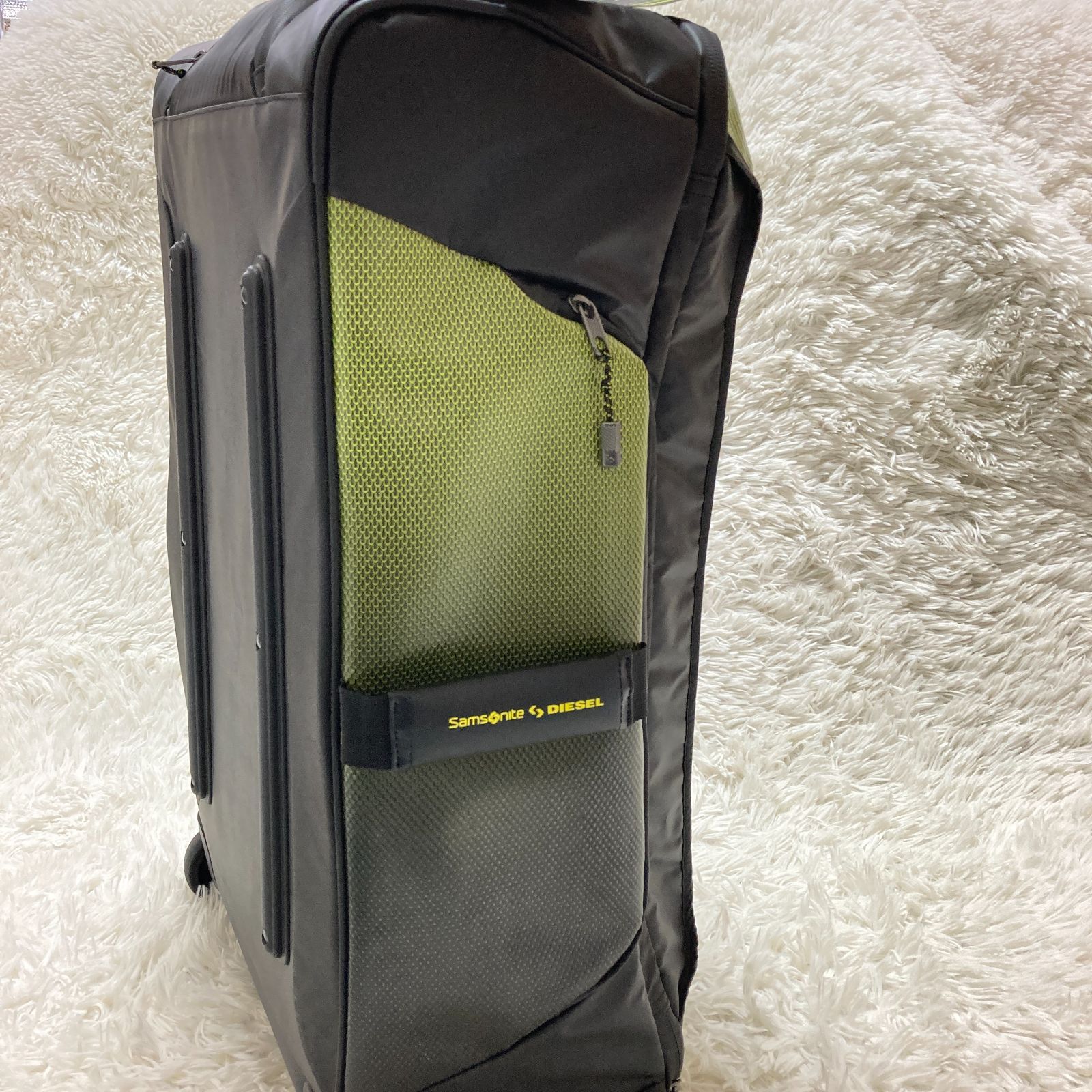 キャリーバッグ