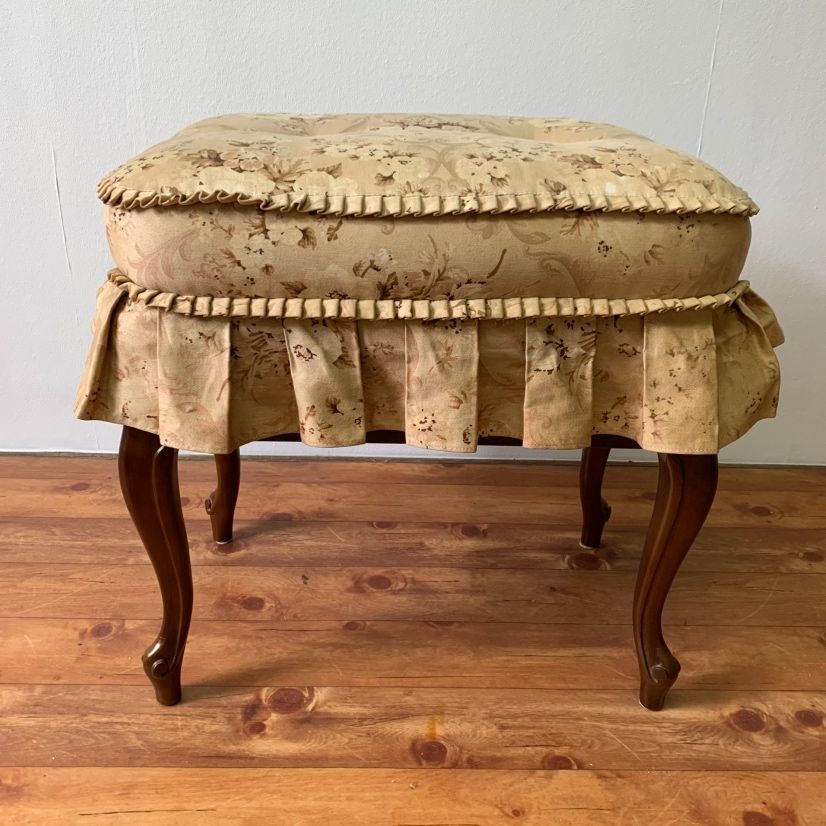 アンティークチューリップ柄チェア フリル付き アンティーク椅子