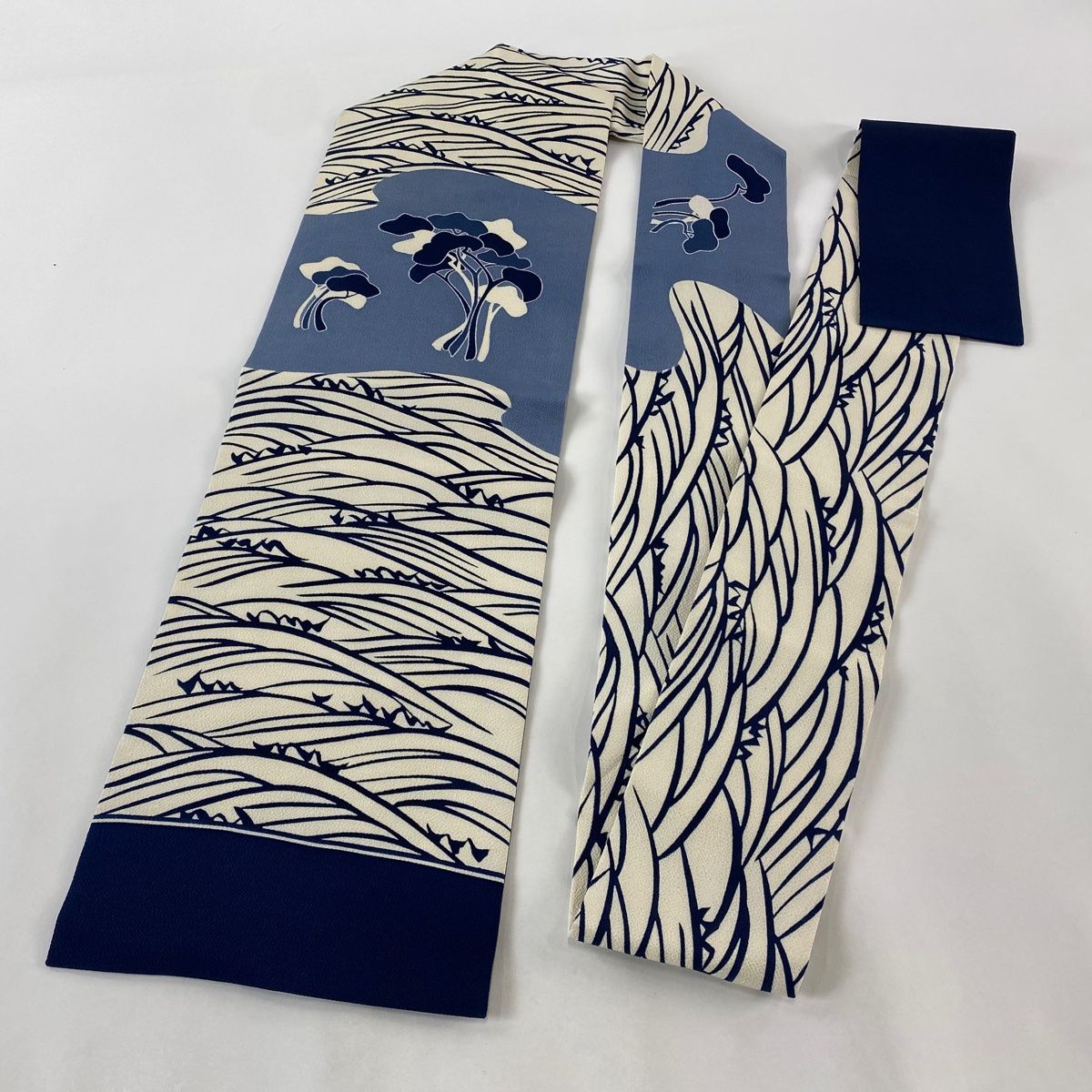 栗山吉三郎　名古屋帯　ちりめん　正絹 名古屋帯 美品 逸品 栗山吉三郎 落款 松 波 ちりめん クリーム