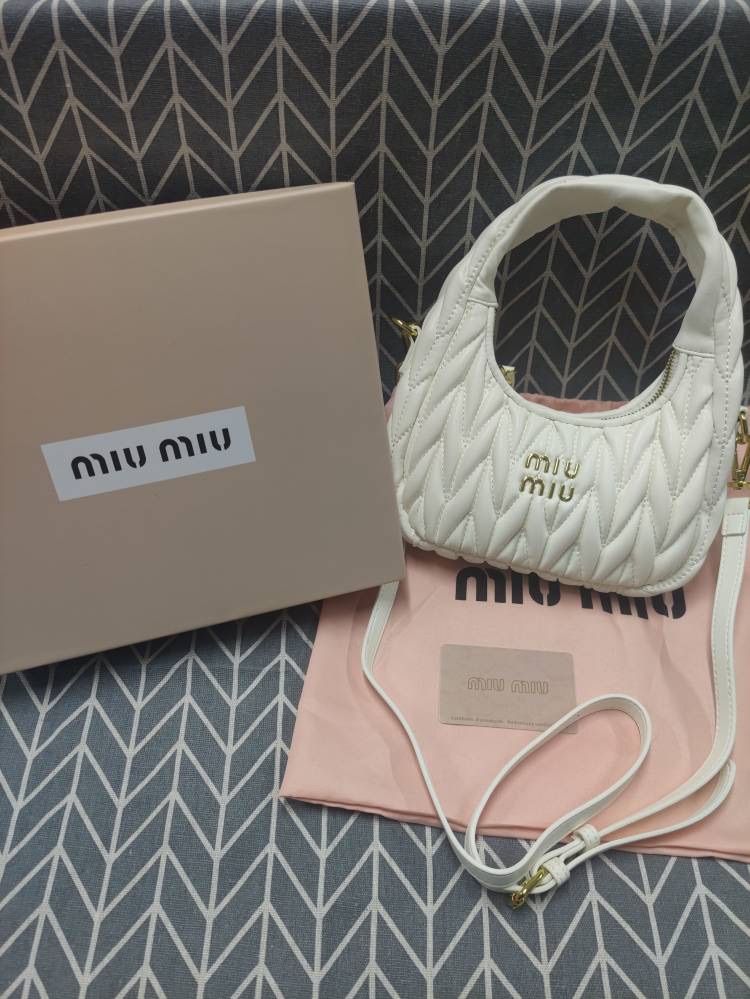 MIU MIU ‎✦ミュウミュウボウリングバッグ ハンドバッグ