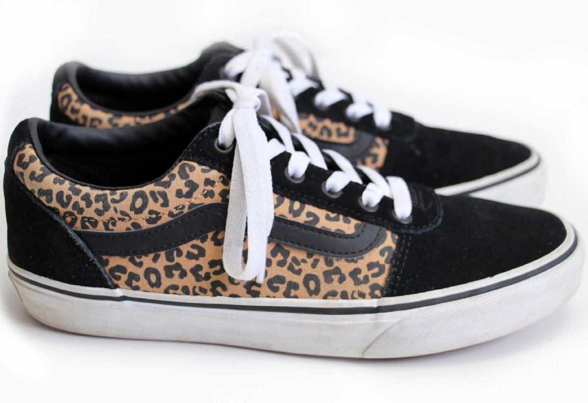 Vansオールドスクール ULTRA CUSH スエード フェイクファー　ヒョウ Vansオールドスクール ULTRA CUSH スエード フェイクファー