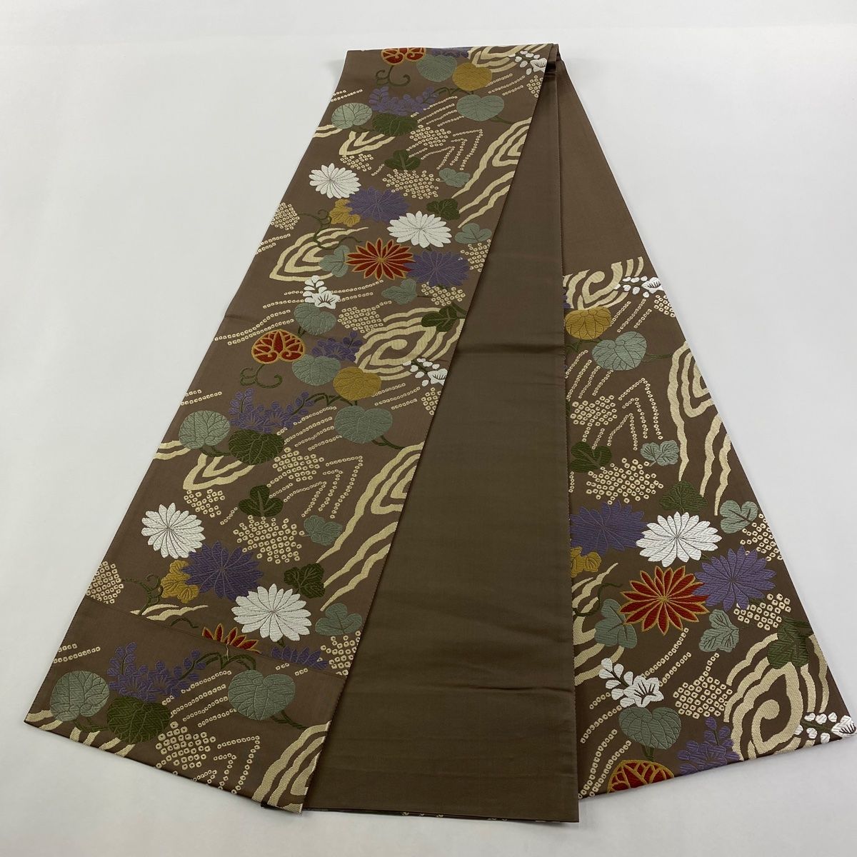 美品】 袋帯 秀品 流水菊葵文様 唐織 茶色 六通 正絹 【中古】 - メルカリ