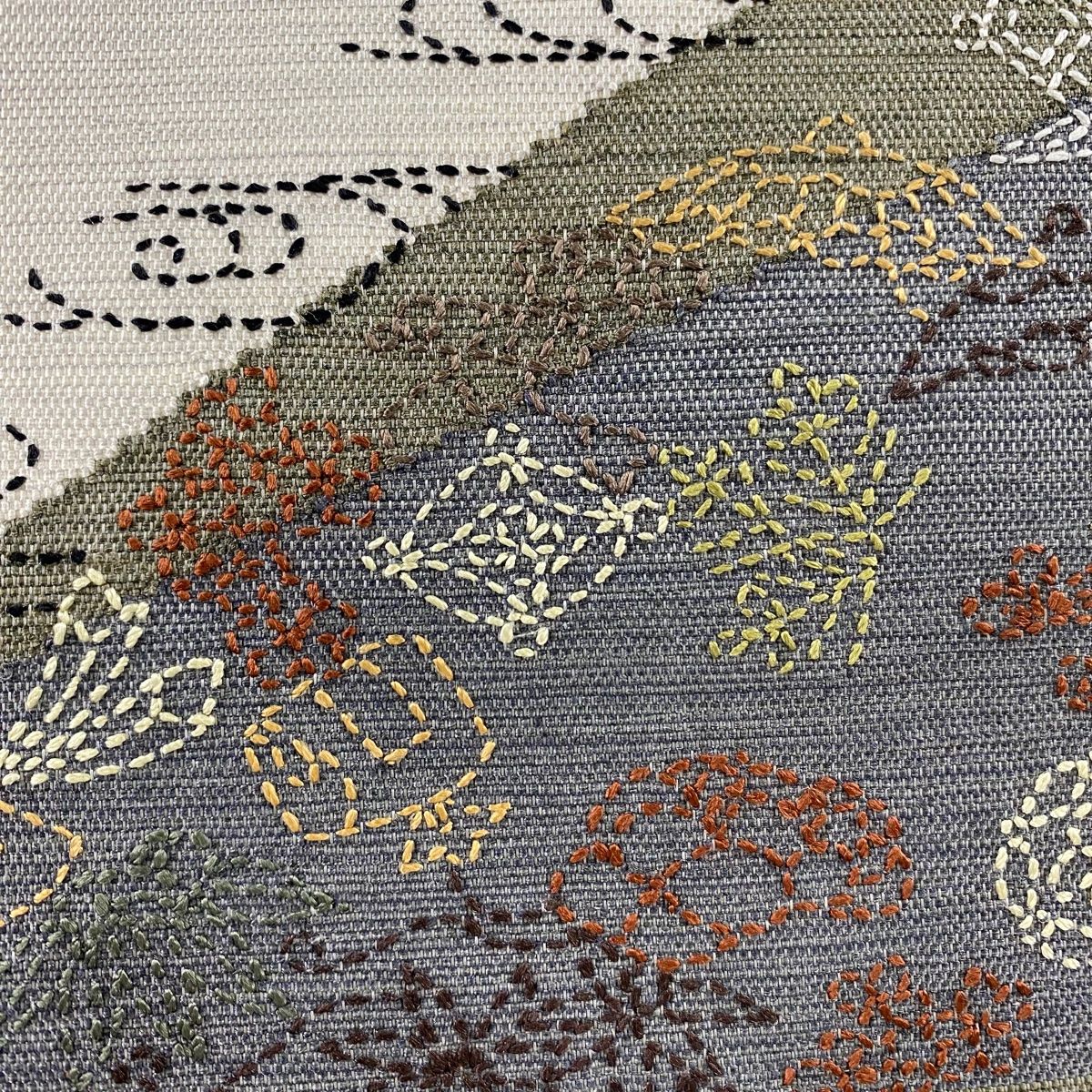 宝尽くし アンティーク 刺繍 名古屋帯 貝尽くし文様刺繍の名古屋帯 132,000円(税込)帯22-07-05ご売約済