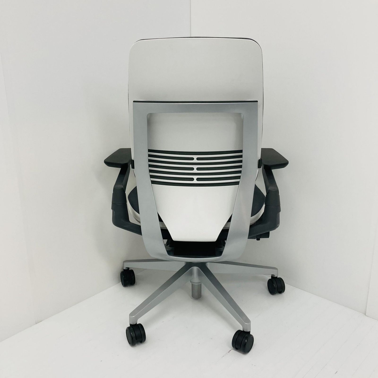 GESTURE ジェスチャー