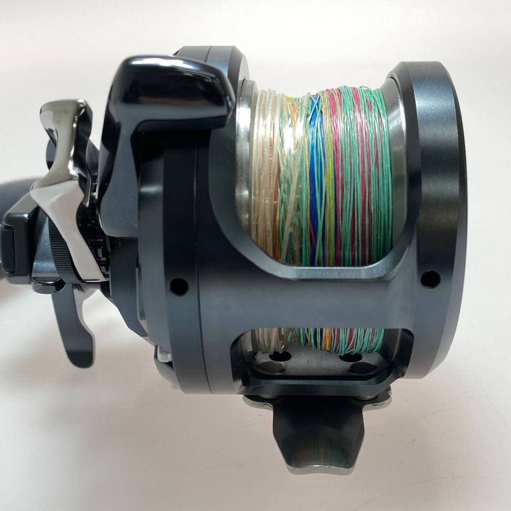 §§SHIMANO シマノ オシアジガーFCNR 2001HG  04005 ベイトリール