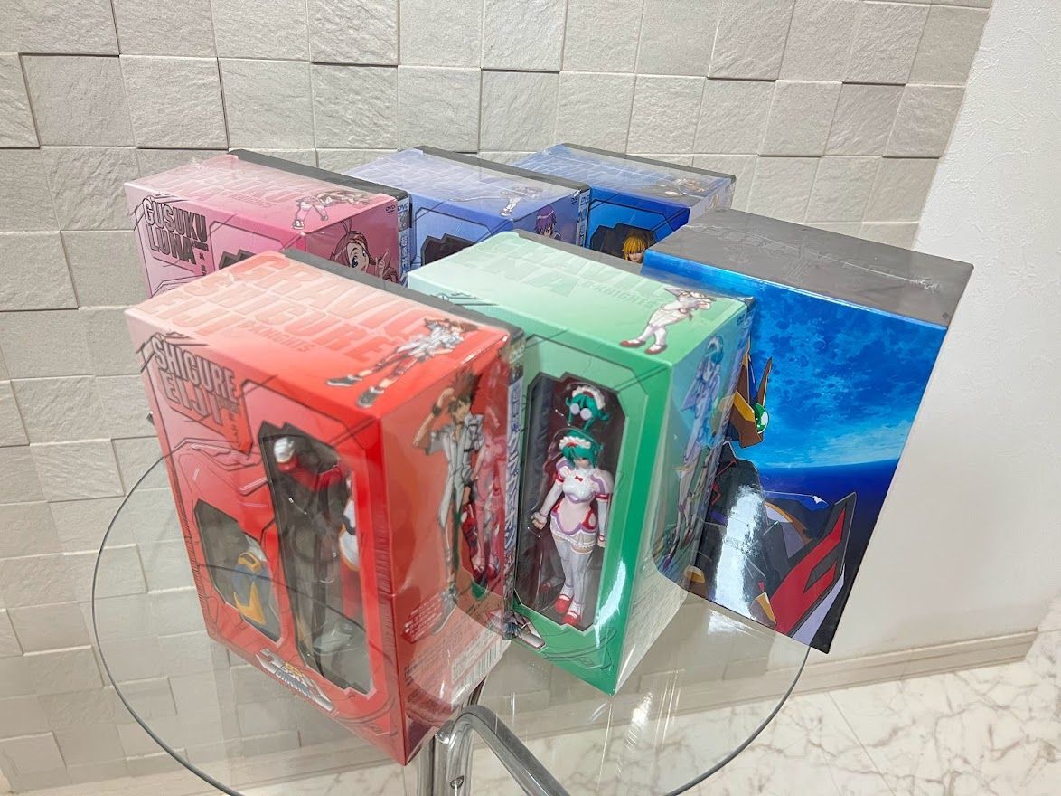 超重神グラヴィオン DVD 6巻セット　フィギュア付き限定版　未開封 未開封/全巻フィギュア付き限定版】DVD 超重神グラヴィオン 全6