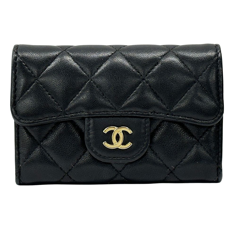 シャネル CHANEL カードケース マトラッセ レディース ブランド ラムスキン ブラック ゴールド金具 コンパクト おしゃれ シンプル 黒