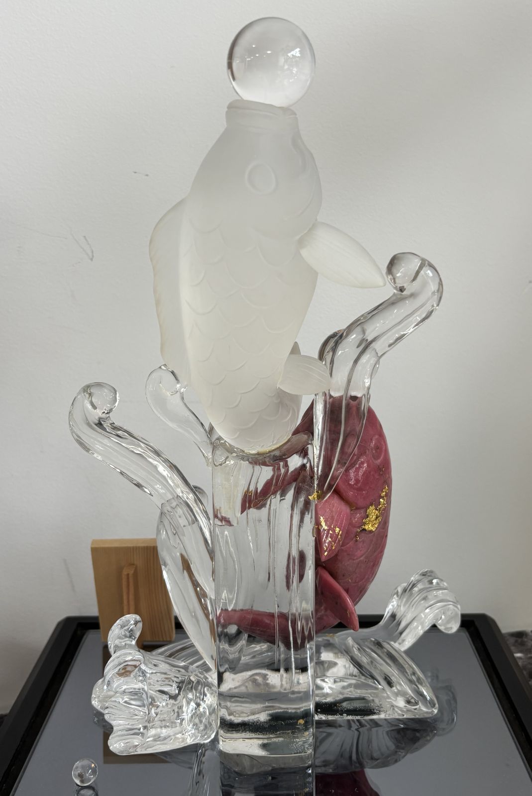 美品 天然水晶工芸品「登竜門」鯉の滝登り 龍 日本伝統工芸正会員 一級