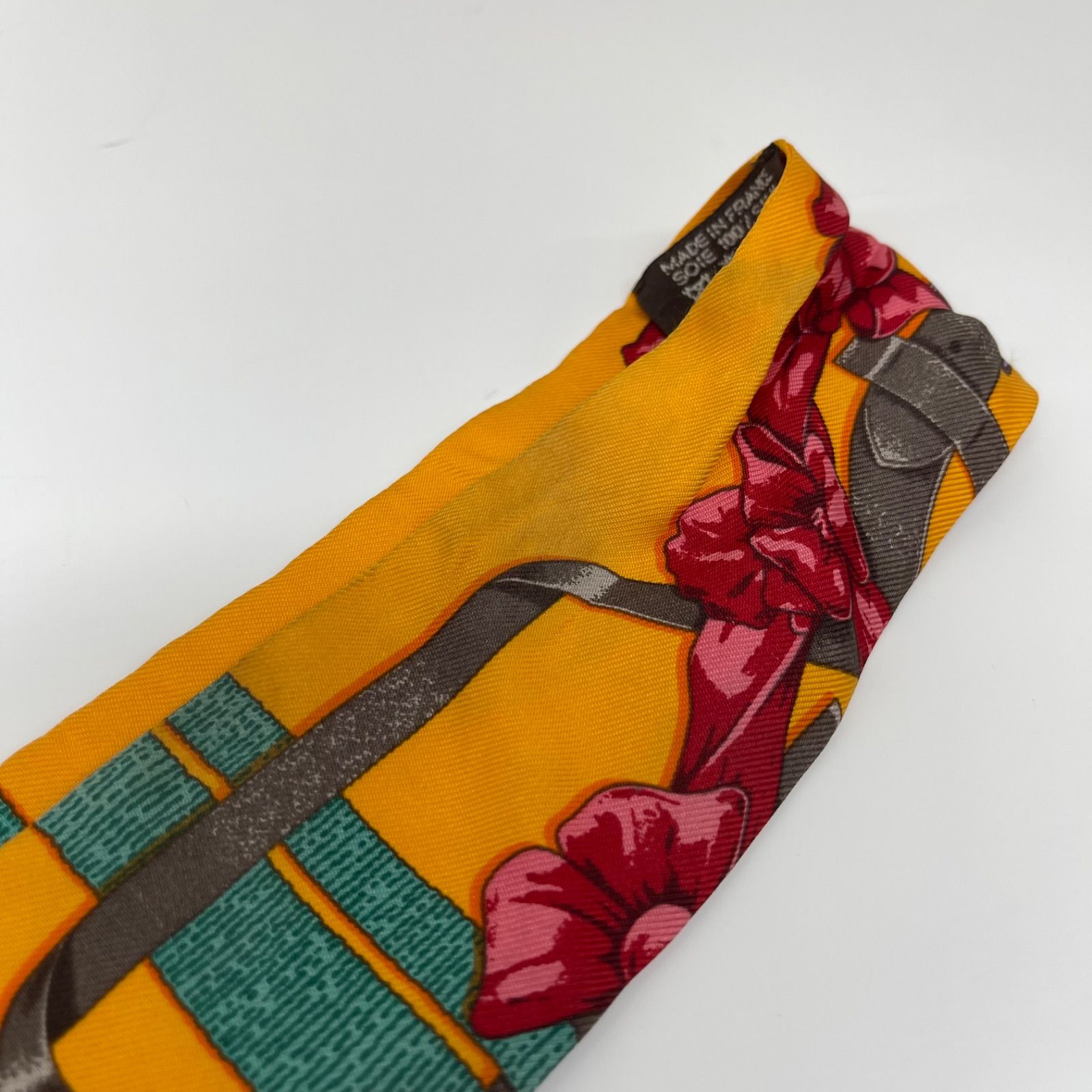 極美品】HERMES エルメス ツイリー ベルト フラワーモチーフ シルク100