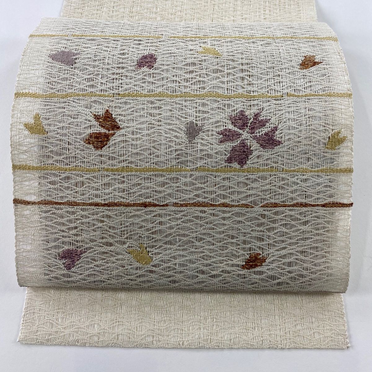 専用帯1625 ●高級 正絹 夏帯 松葉仕立て 名古屋帯 名古屋帯 秀品 夏帯 八寸名古屋帯 松葉仕立て 草花 刺繍 紫 正絹