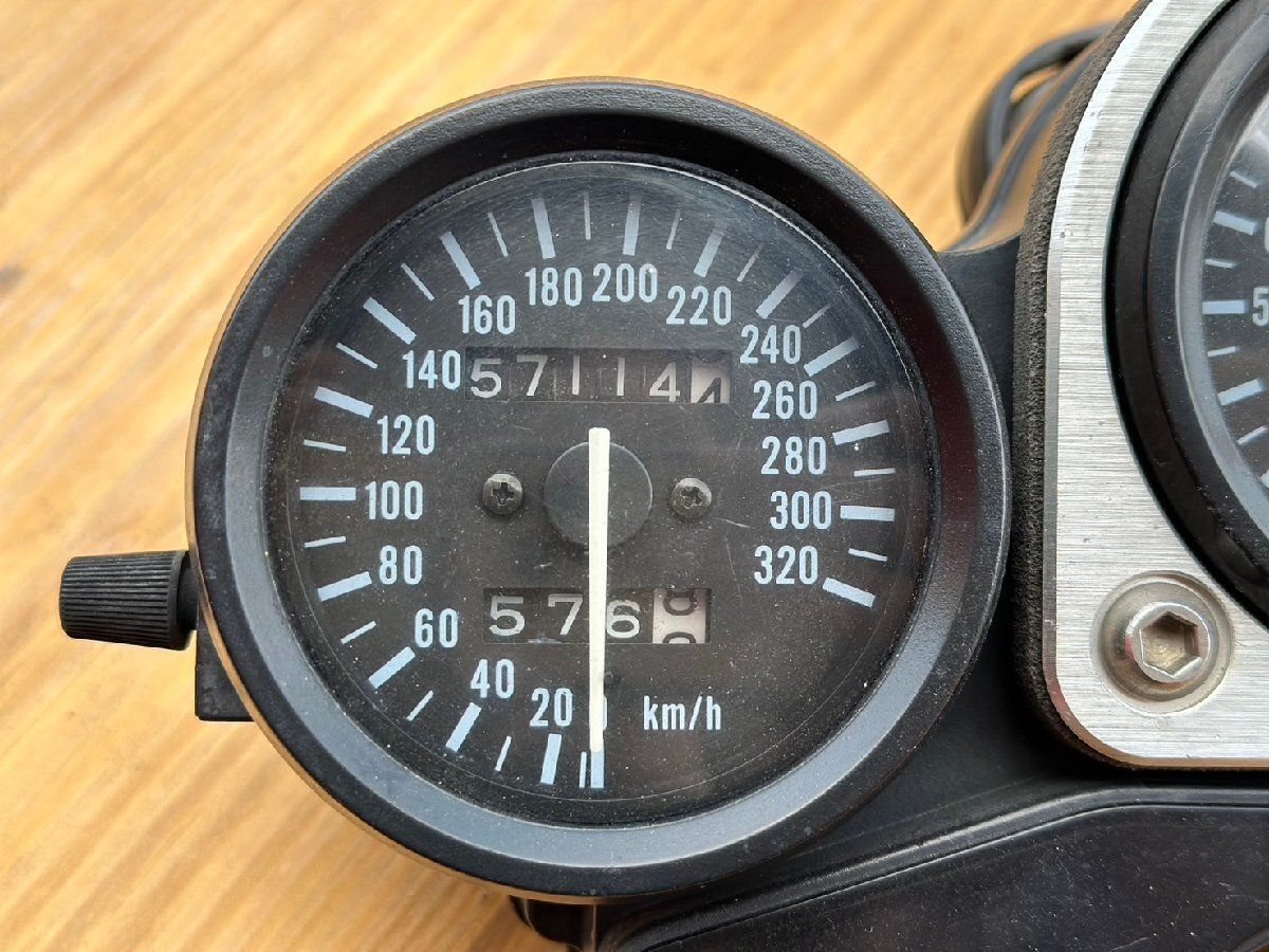 ○動作OK! 良品! SUZUKI スズキ GU75A GSX-R1100 スピード