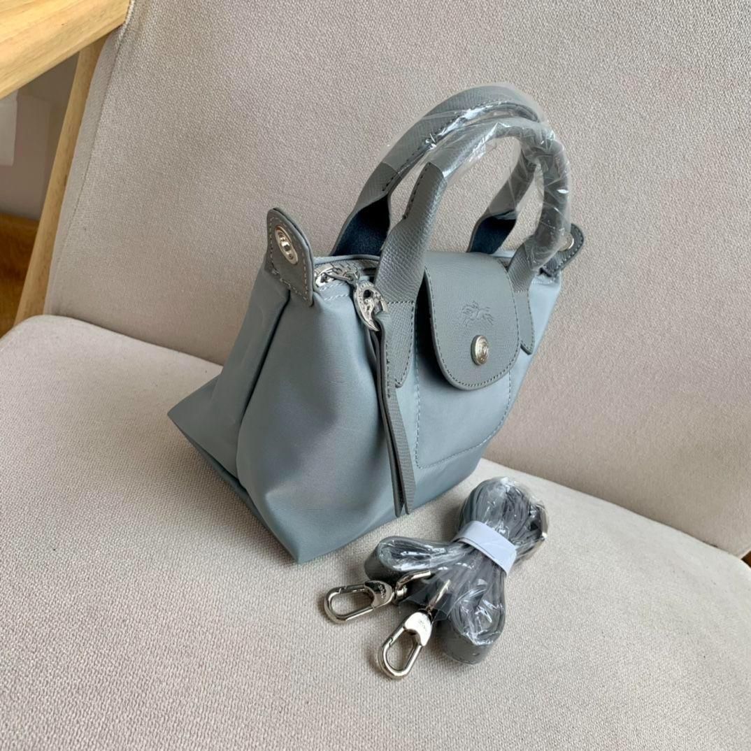 LPG 限定品 M ロンシャン LONGCHAMP ルプリアージュネオ 新品