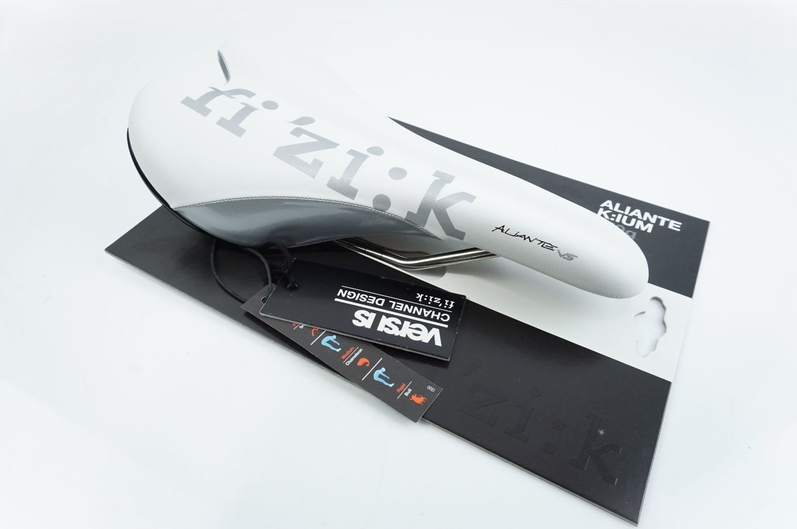 FIZIK フィジーク ALIANTE VERSUS K IUM 259g サドル | バイチャリ中目黒店