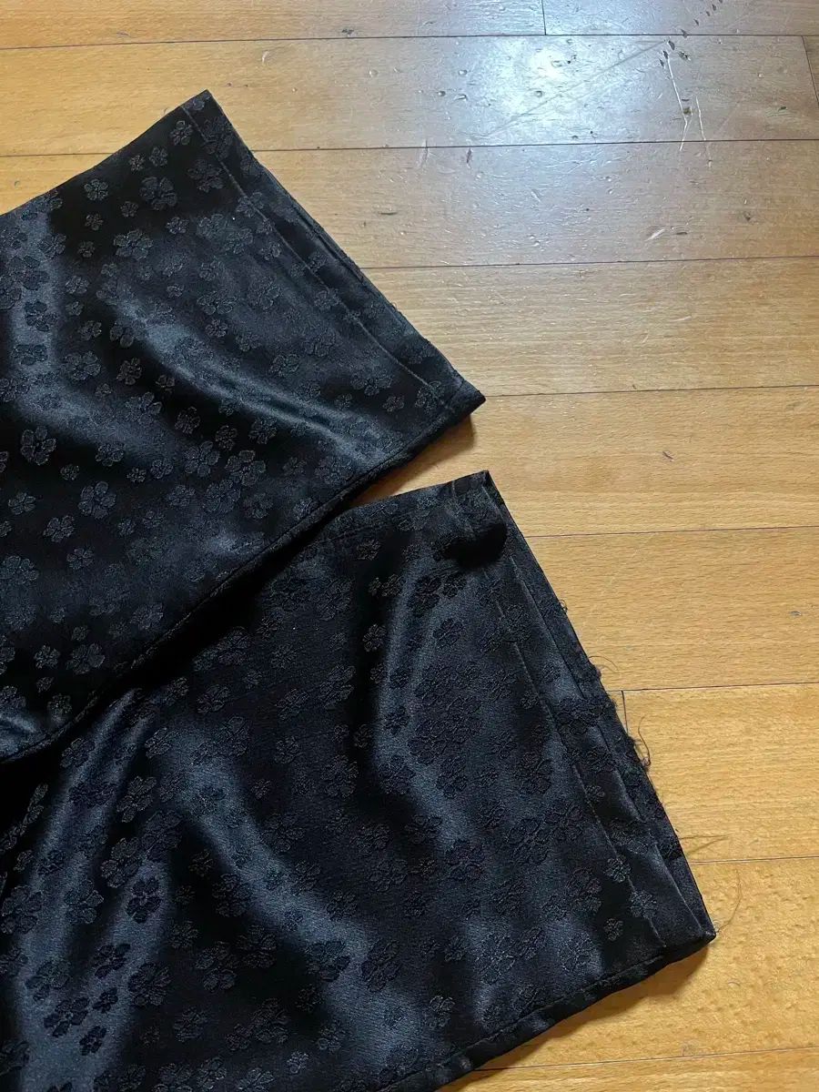 GBHApparel ジャカード ストレートパンツ_ブラック DECORATOM_COM_BR