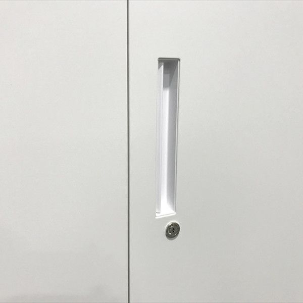 スチールキャビネット