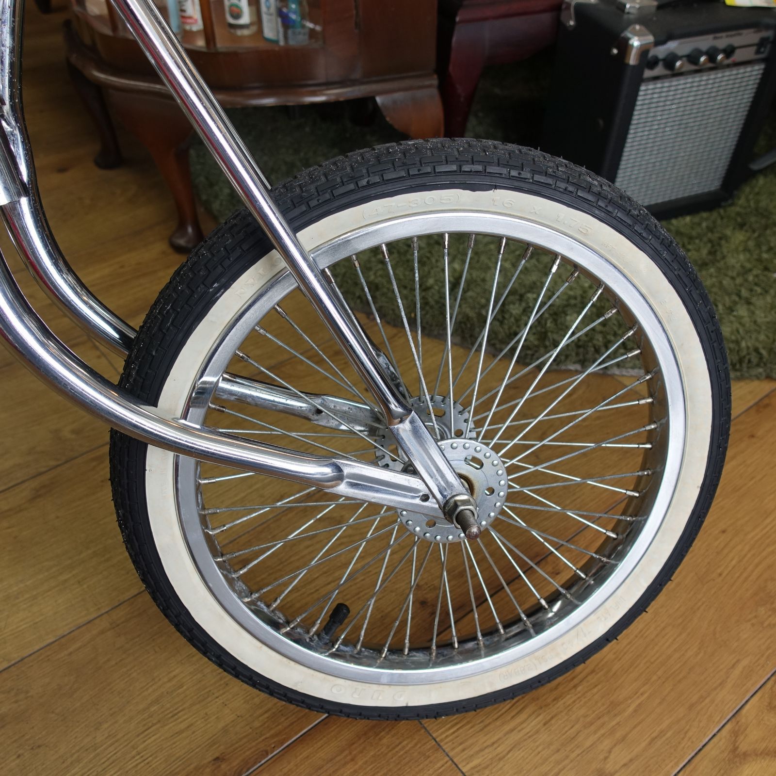 西海岸スタイル LOWRIDERコレクション 16インチ自転車 ローライダー