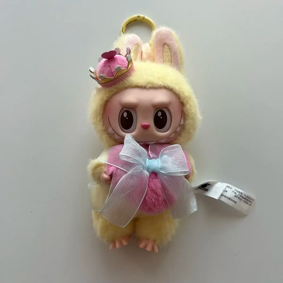 ポップマート　ラブブ　チェックメイト　黄色 popmart labubu ラブブ チェックメイト 新品未開封 - メルカリ