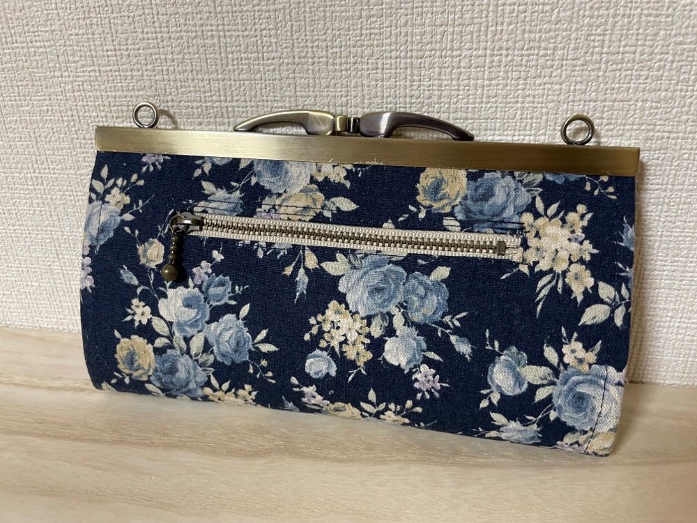 【型紙】　通帳が入る　浮き足がま口長財布