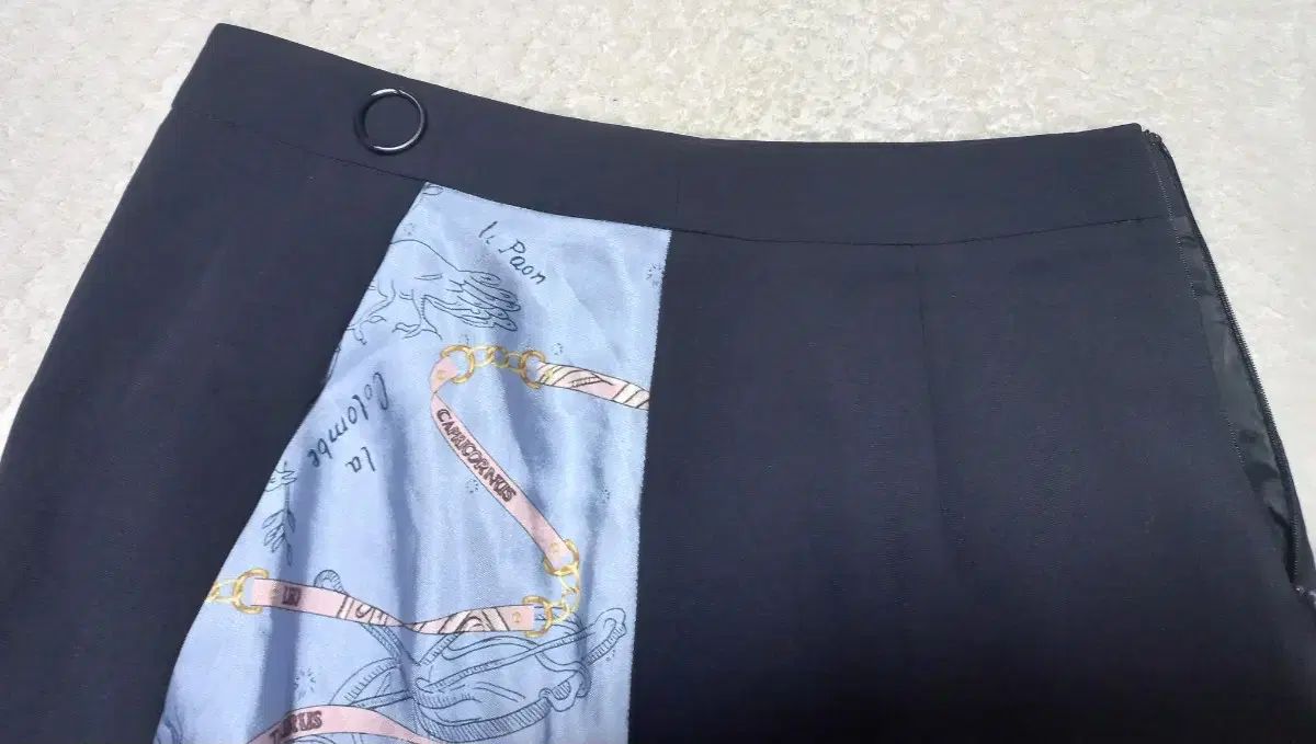 スカート theory luxe Geo Panel Print Nelly 40 VIEWING IN CHELSEA | Theory luxe（セオリーリュクス）公式通販