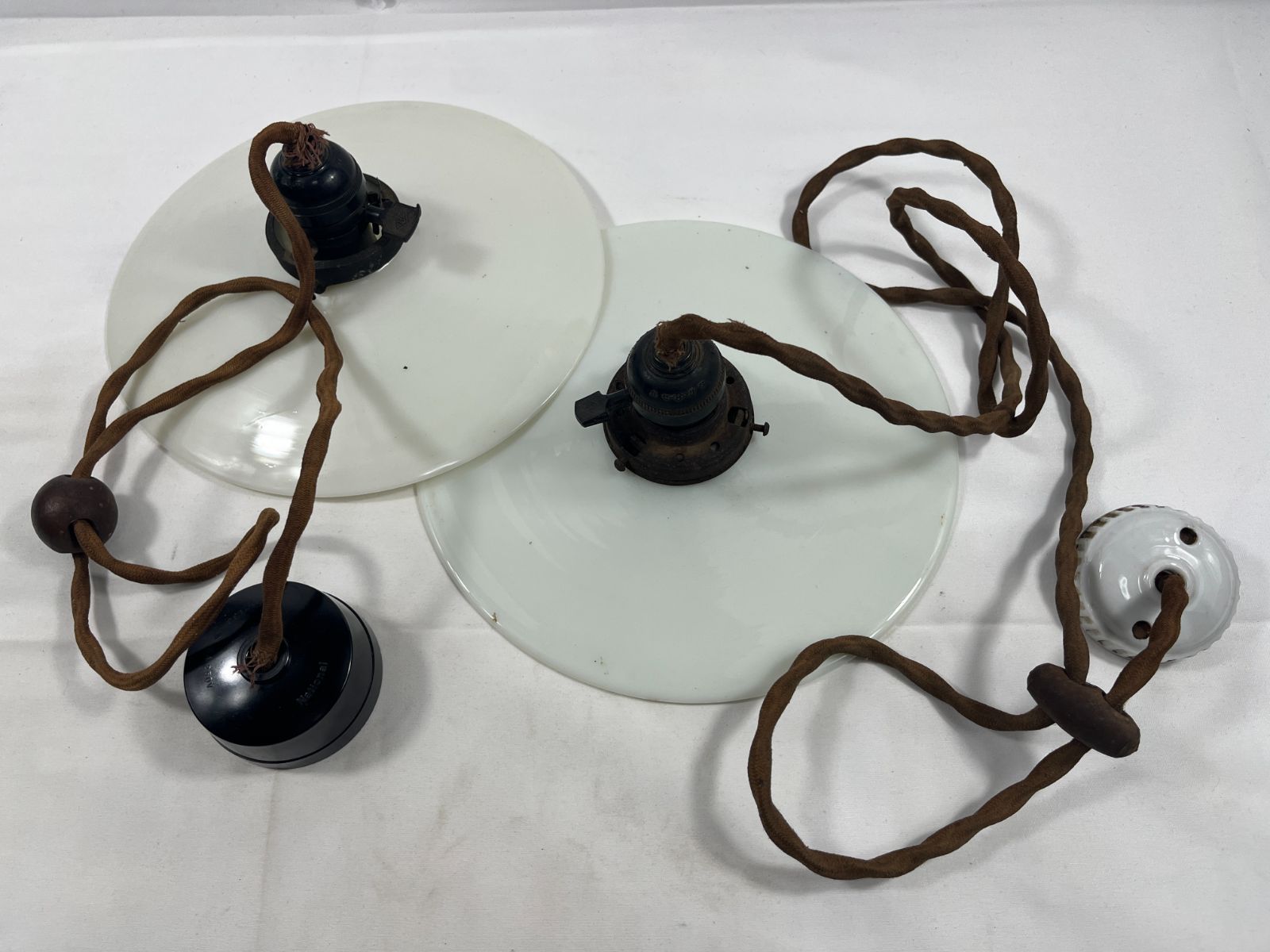 ジャンク品 レトロ ランプガラスシェード 2点セット ハセガワ 電傘 7-1742 松下電工 National ナショナル 電傘 6A 250V アンティーク ビンテージ ヴィンテージ 昭和レトロ 昭和 レトロ