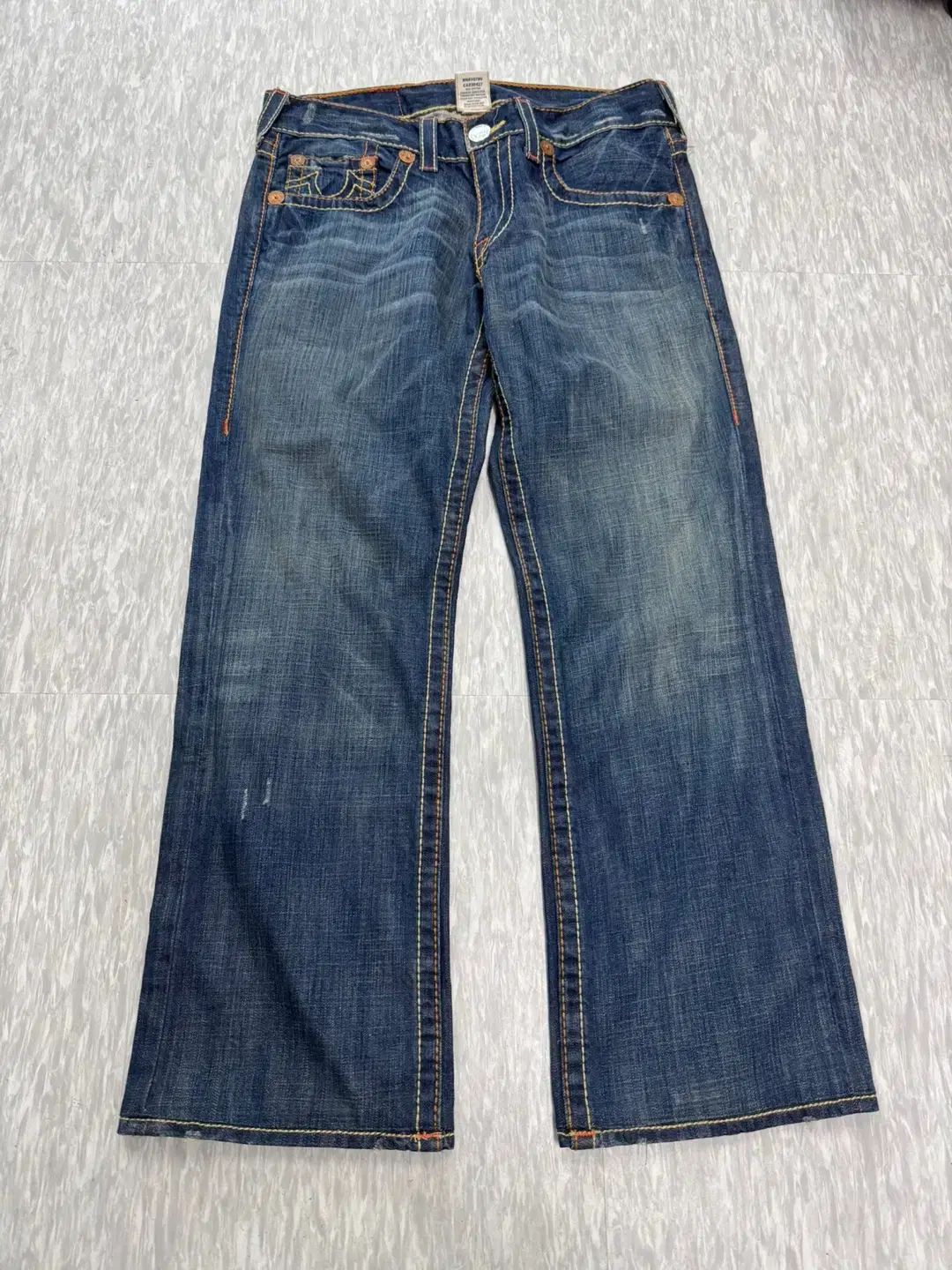 33 TRUE RELIGION(トゥルーレリジョン)