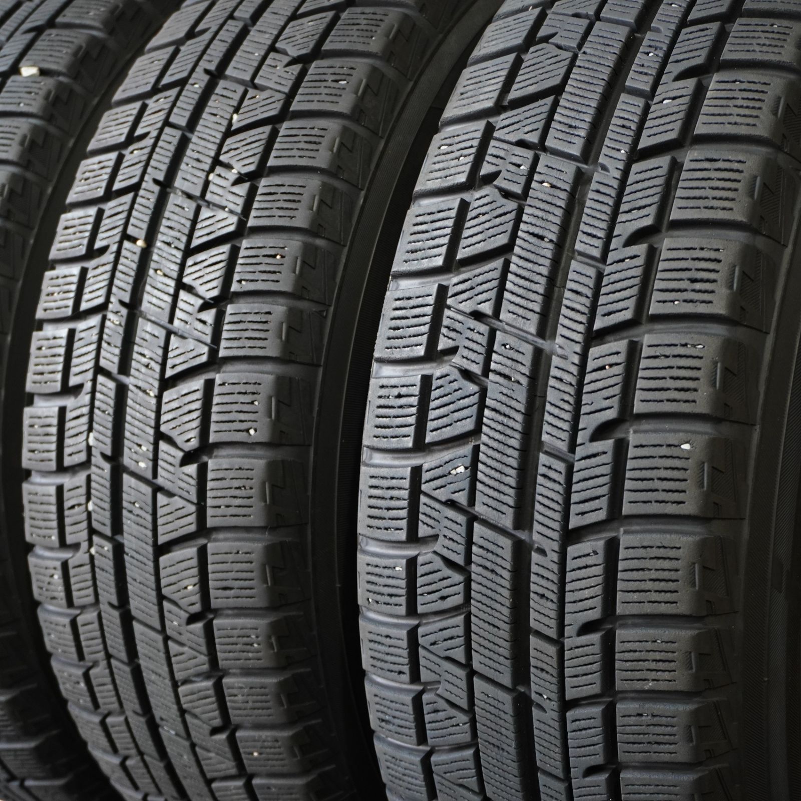 売切 20年製 ヨコハマ iceGUARD iG50 195 65R15 4本 スタッドレス プリウス ノア ヴォクシー セレナ ステップワゴン等