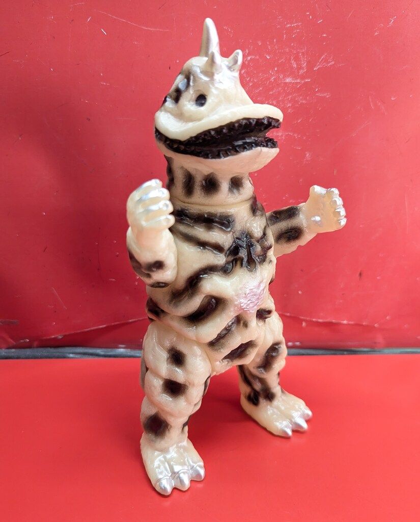 B-CLUB 復刻版怪獣シリーズ ブルマァク シーボーズ 蓄光成型 2769