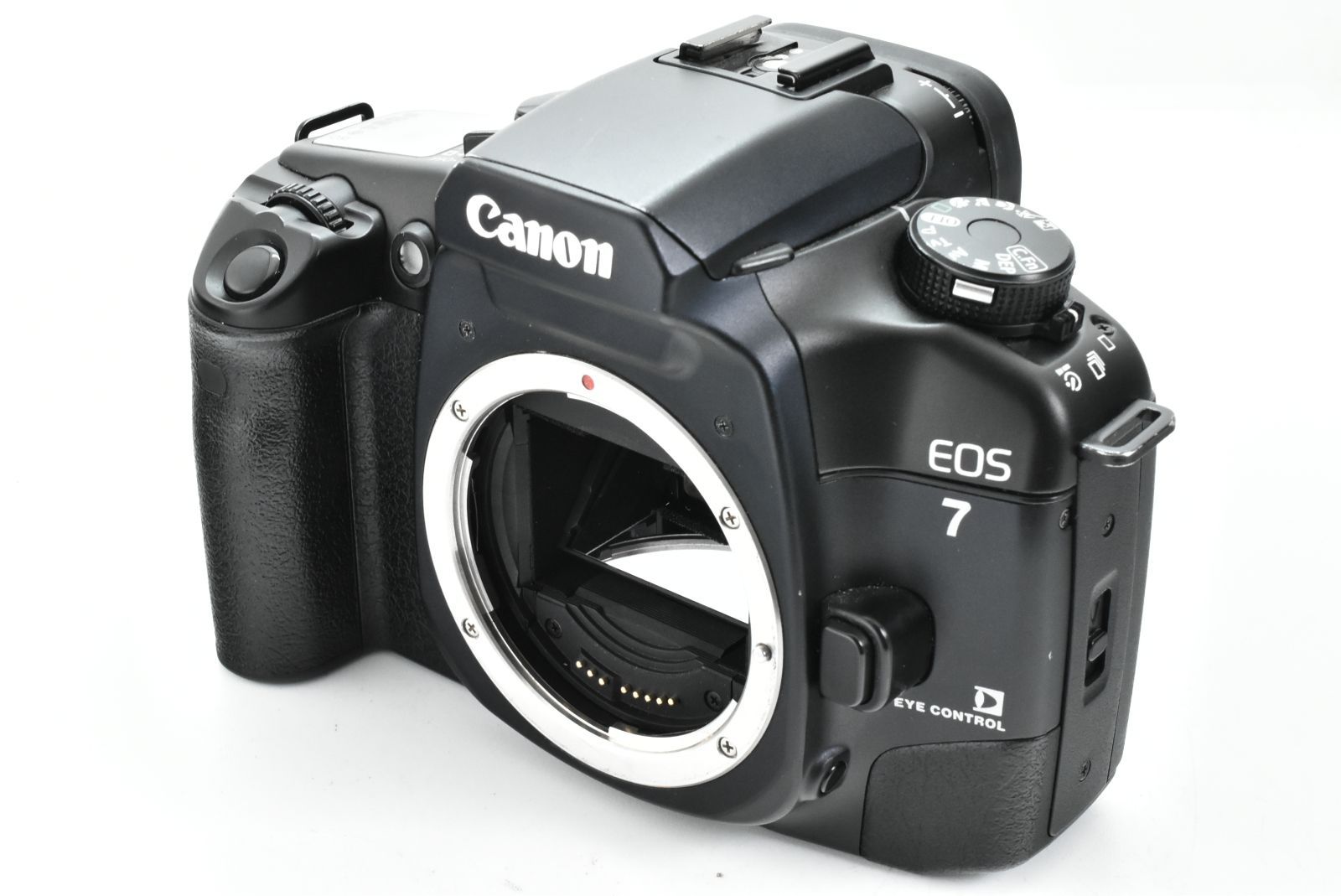 キャノン　一眼レフカメラ　EOS7 Canon EOS7は、20年前のカメラとは思えないフィルムモダン