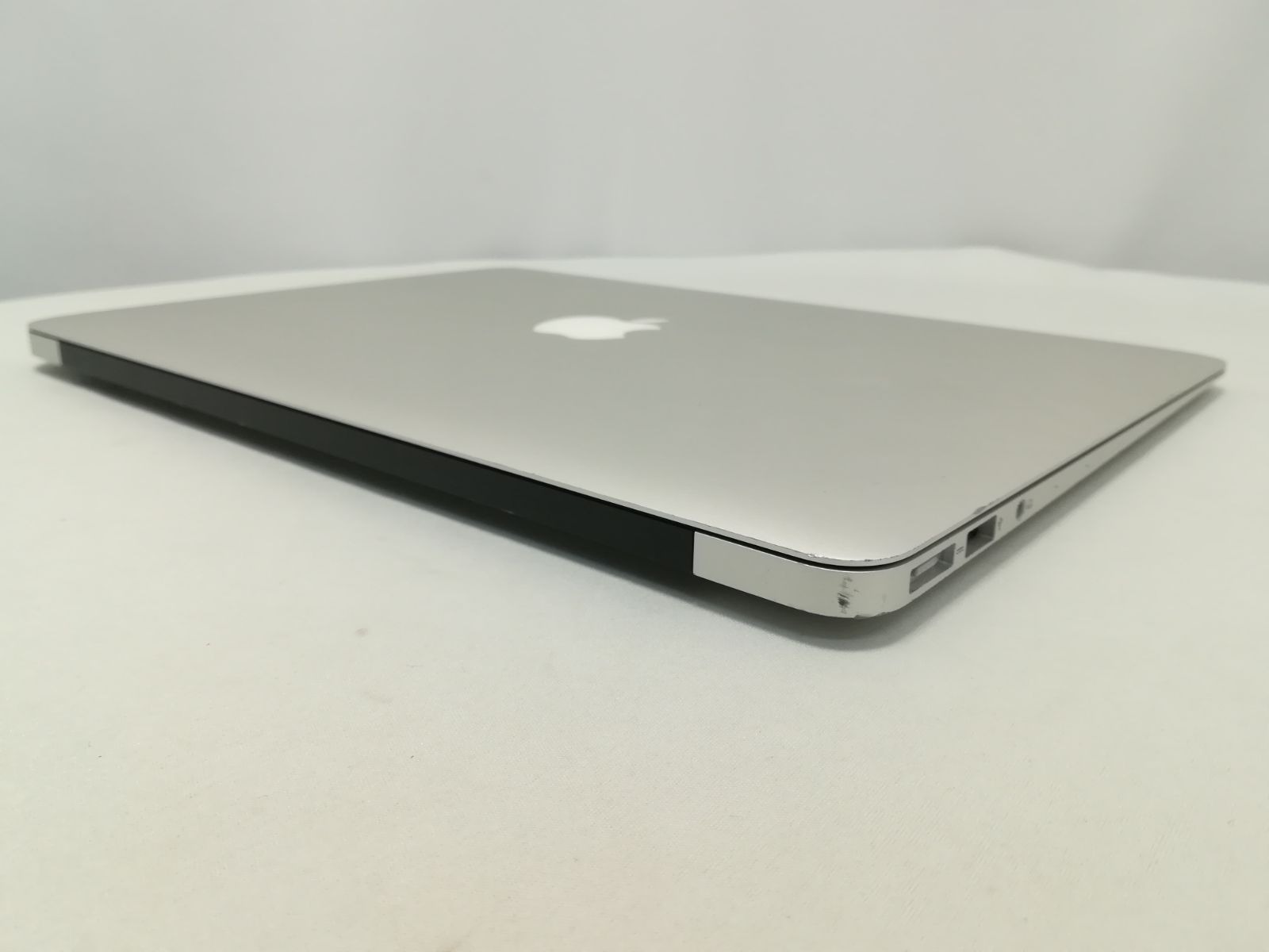 中古品☆APPLE ノートパソコン MacBook Air (Early 2015) A1466 Corei7