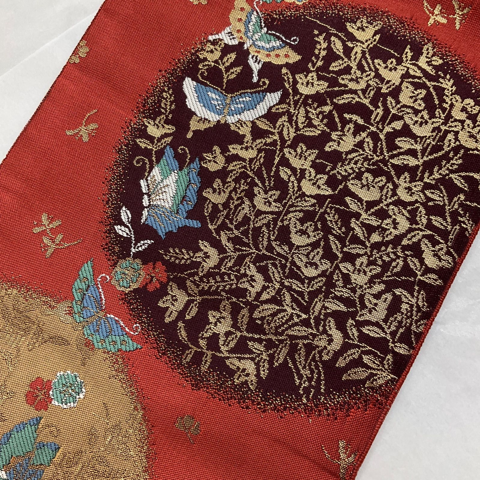 kimono+one○最高級西陣織○正絹○金糸○素敵な半幅帯○蝶 kimono+one○最高級西陣織○正絹○金糸○素敵な半幅帯○蝶