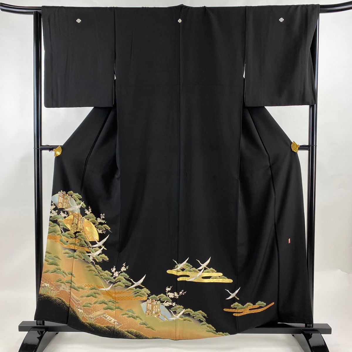 黒留袖 身丈160cm 裄丈66cm M 袷 落款 御所車 鶴 金糸 金彩 黒