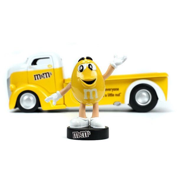 新品 🇺🇸 JADA TOYS 1:24 M&M’S YELLOW & 1947 FORD COE FLATBED  ミニカー  エムアンドエムズ イエロー チョコレート フィギュア フォード アメリカン雑貨 コレクション