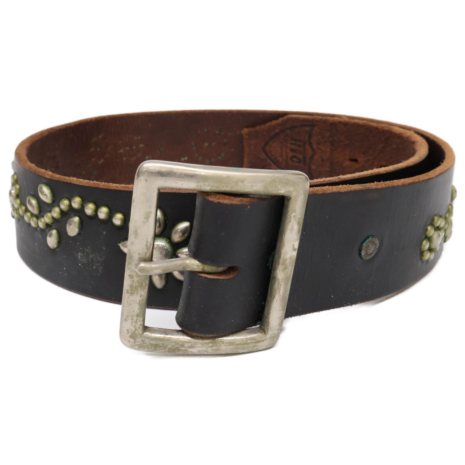 HTC エイチティーシー フラワー スタッズ レザー 32 - メルカリ