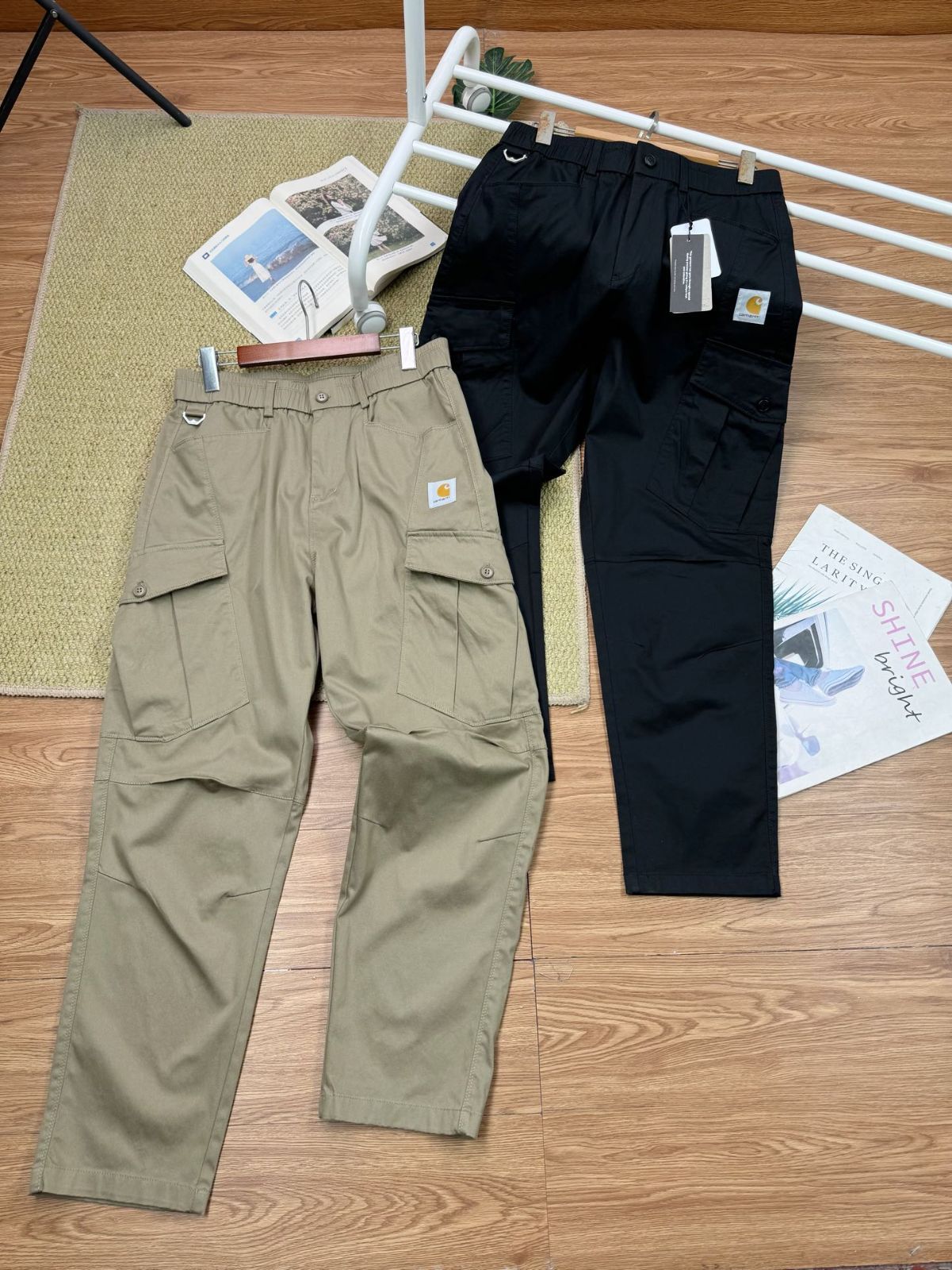 Carhartt  ウォッシュド・ストレートレッグ・ワークパンツ