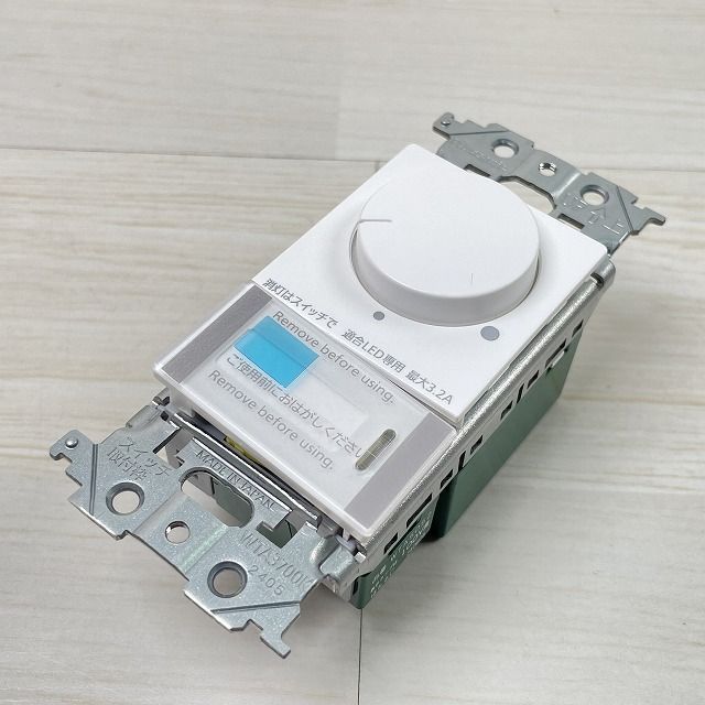 WTA57583WK LED埋込逆位相調光スイッチC マットホワイト 2024年 WTA57583WK LED埋込逆位相調光スイッチC マットホワイト 2024年